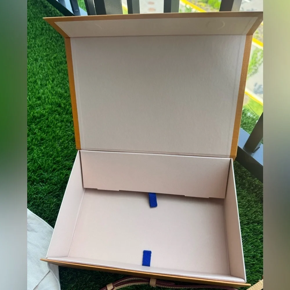 Louis Vuitton Mini Boite Chapeau